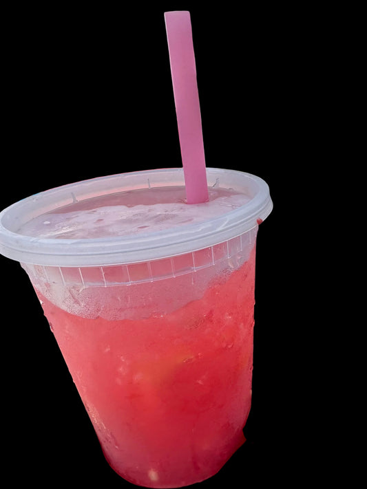 Straw-Pineapple Fair-Style Lemonade