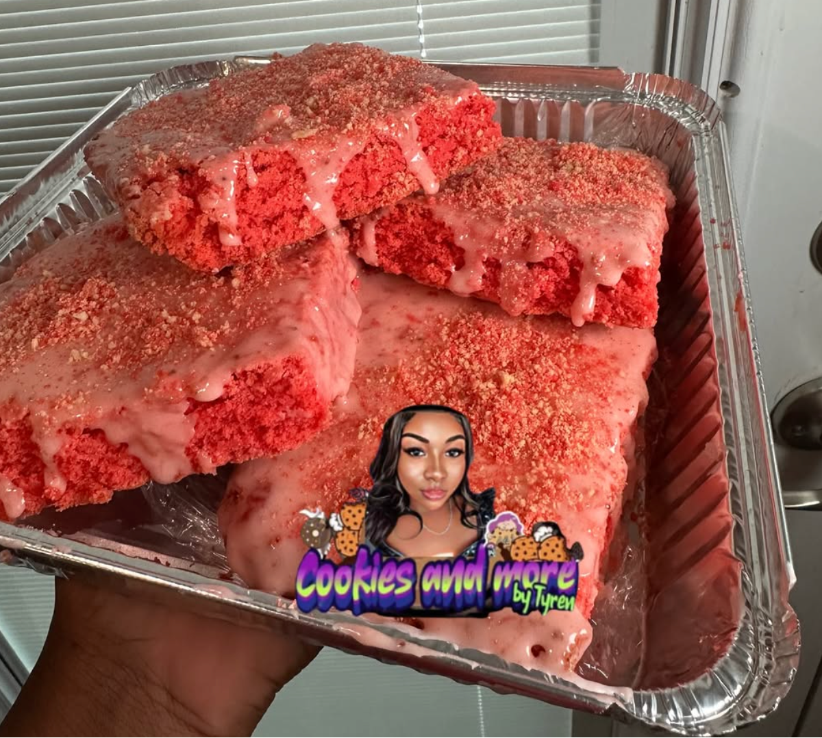 Strawberry Blondie Brownie